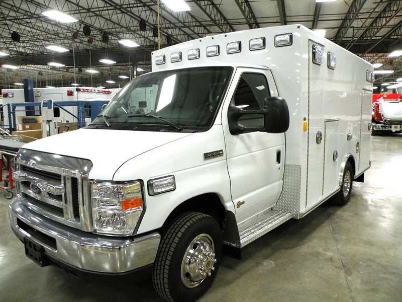 3.AD-Braun-Ambulances-Signature-Series