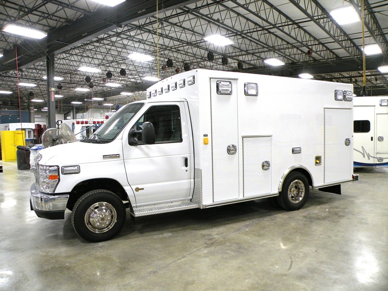 3.AF-Braun-Ambulances-Signature-Series