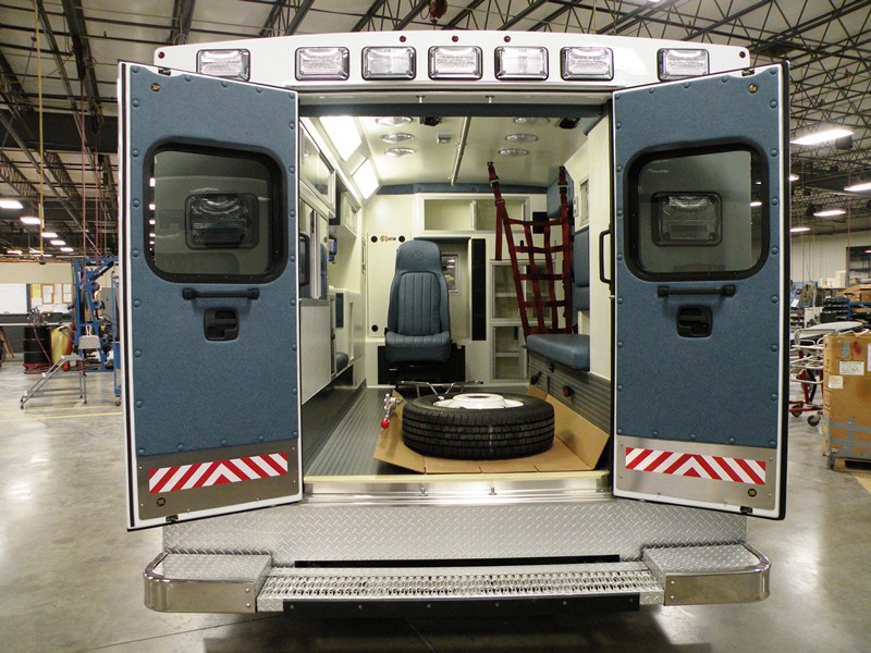 3.AO-Braun-Ambulances-Signature-Series