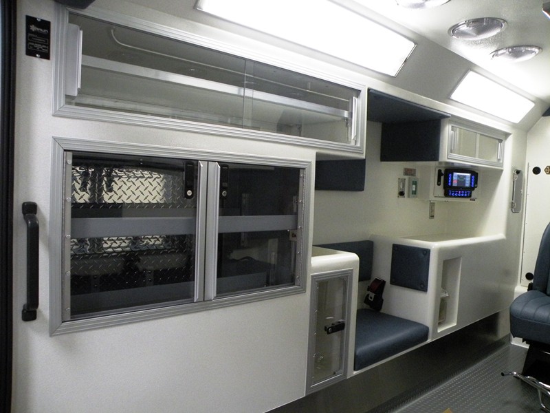 3.AP-Braun-Ambulances-Signature-Series
