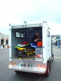 3.nassau-fire-apparatus-asap-911-medstat-off-road-ambulance-003