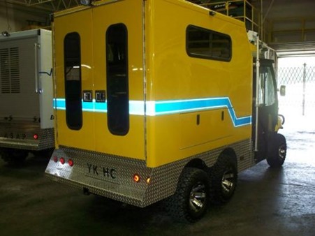 3.nassau-fire-apparatus-asap-911-medstat-off-road-ambulance-016