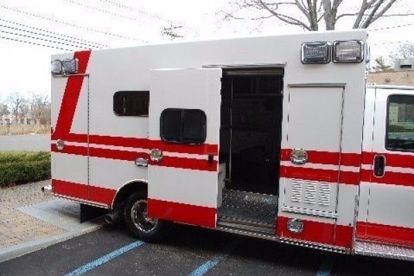 braun-ambulance-6580-006-600x400_c